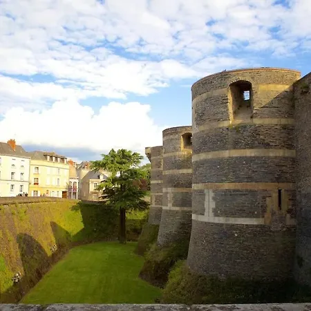 アパート Centre- Gare - Chateau - Duplex 2 *